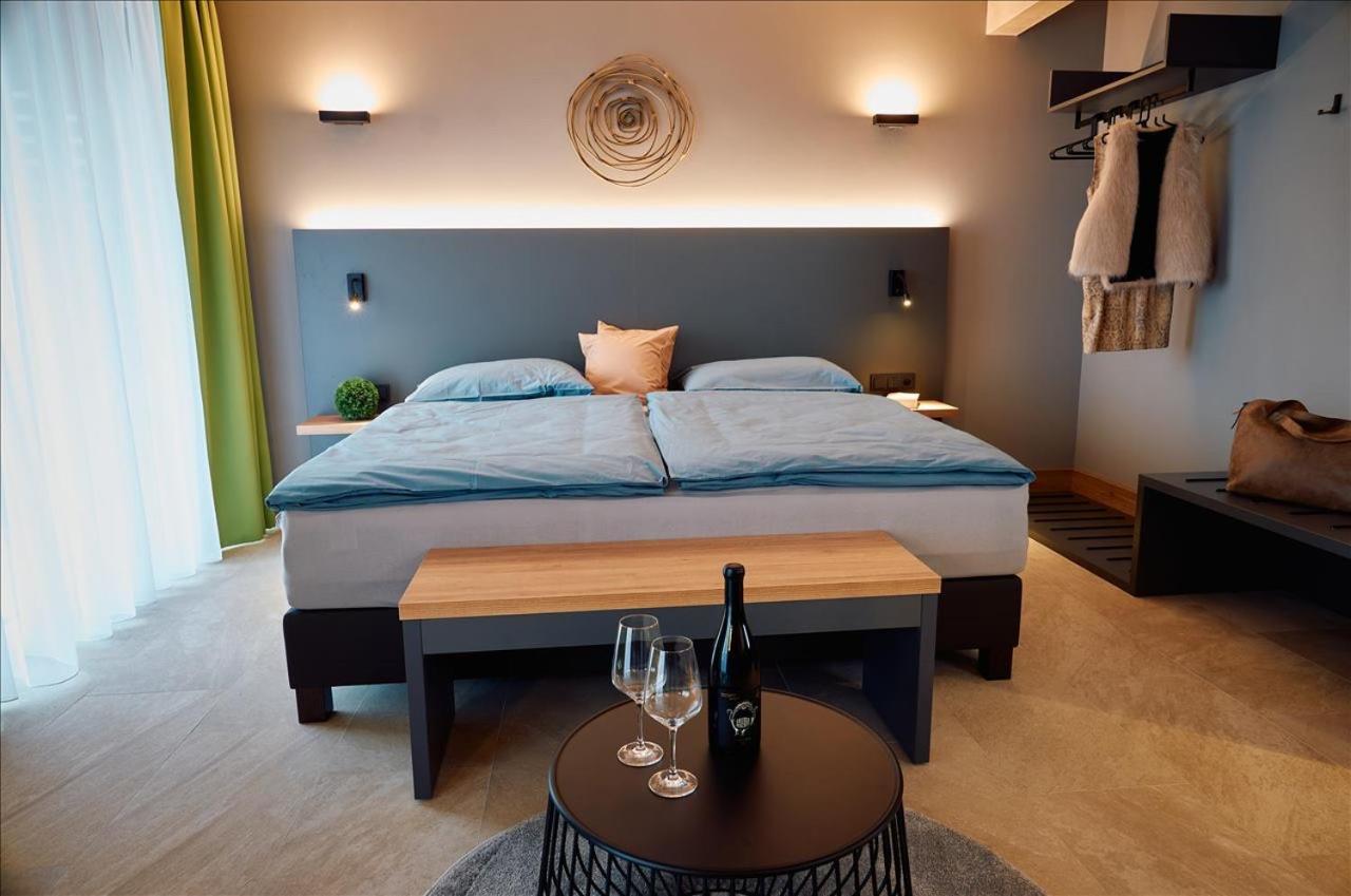 Apartments Vineyard19 Рец Екстериор снимка